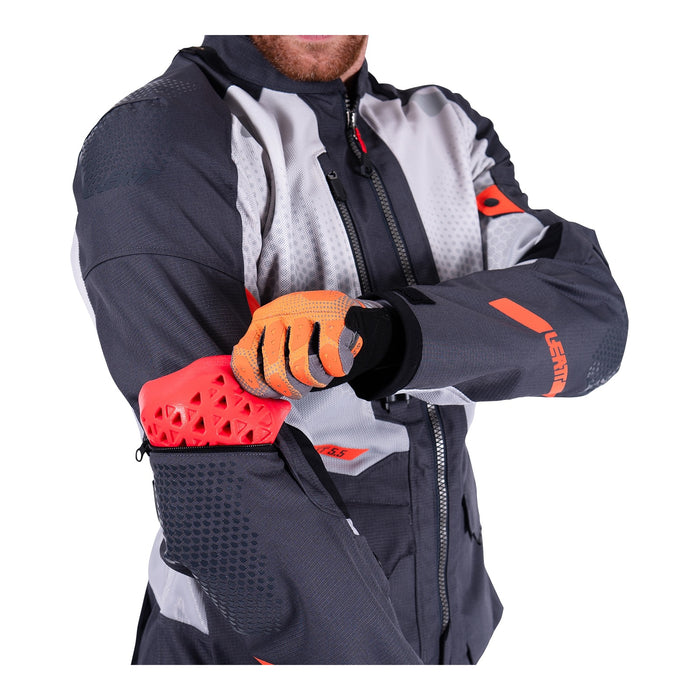 Leatt 5.5 ADV FlowTour Jacket - Iron